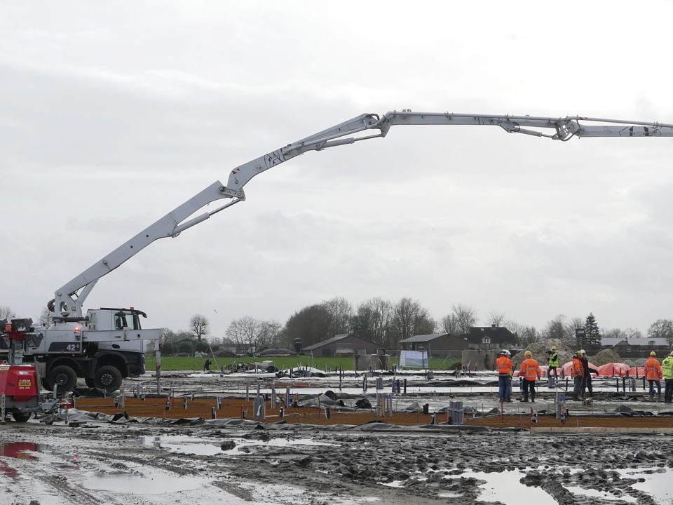 Eerste fundering van geopolymeerbeton in Boekel